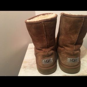 UGG Australia classic chestnut boots